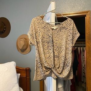 Leopard/Brown spotted short sleeve shirt/blouse